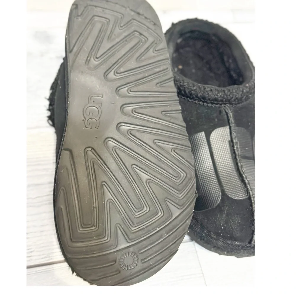 UGG Kids' Tasman II Scatter Graphic slippers black suede Sz 12